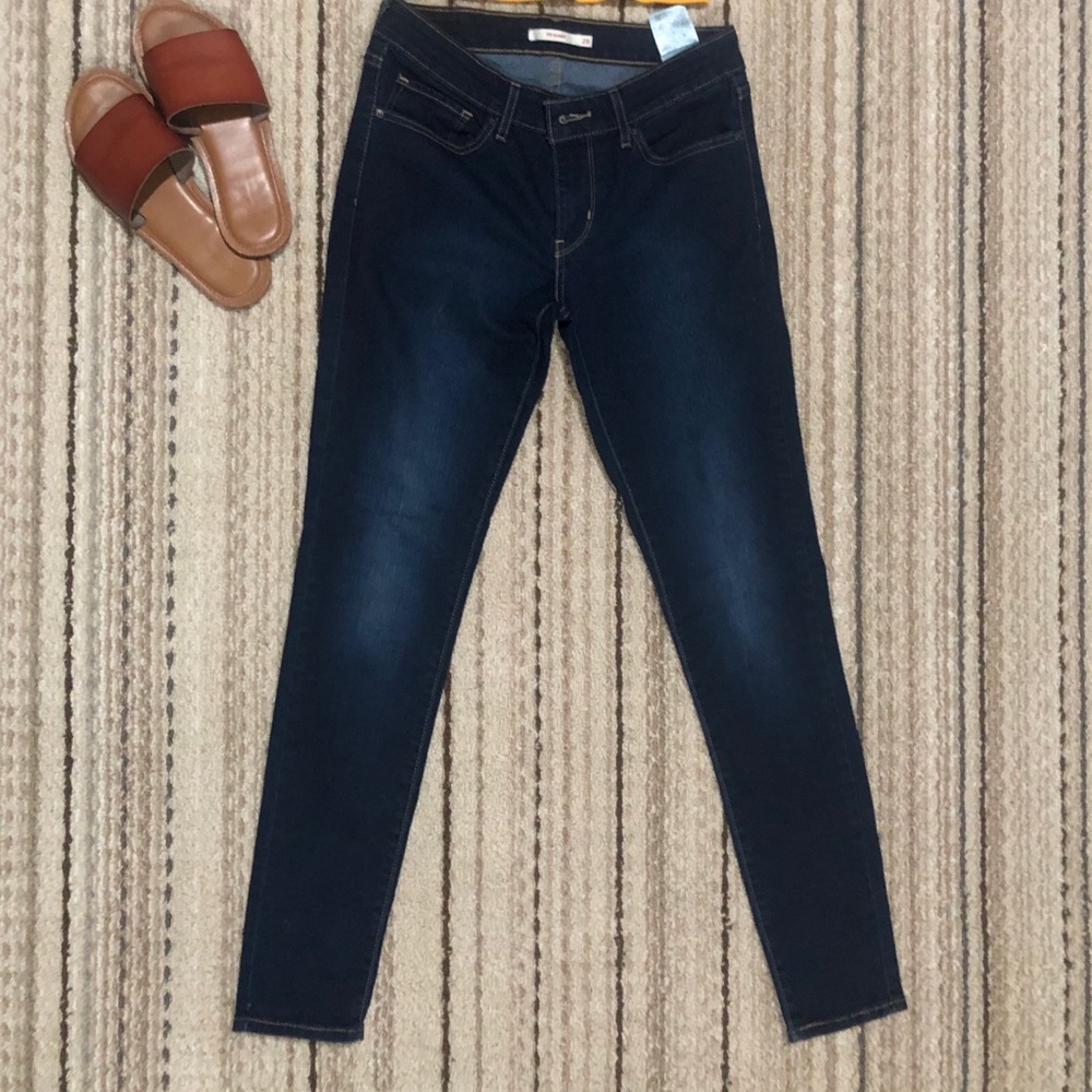 Skinny jeans
